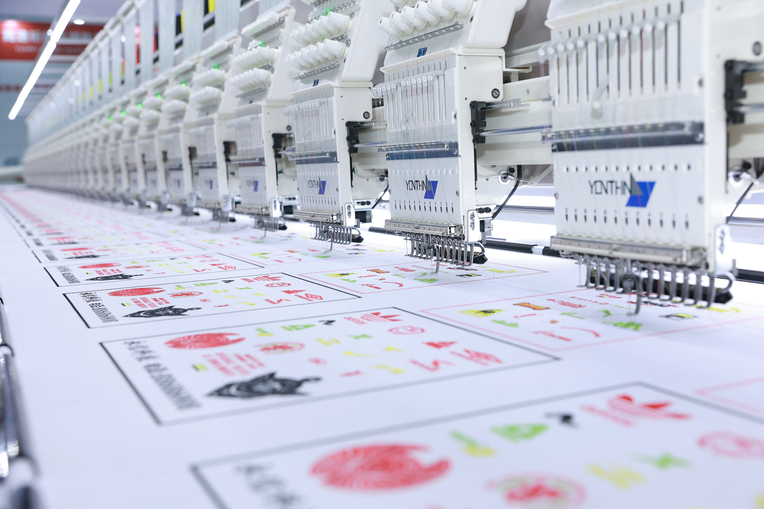 Yonthin Computer Embroidery Ma - Textiles Sewing Machine review and price