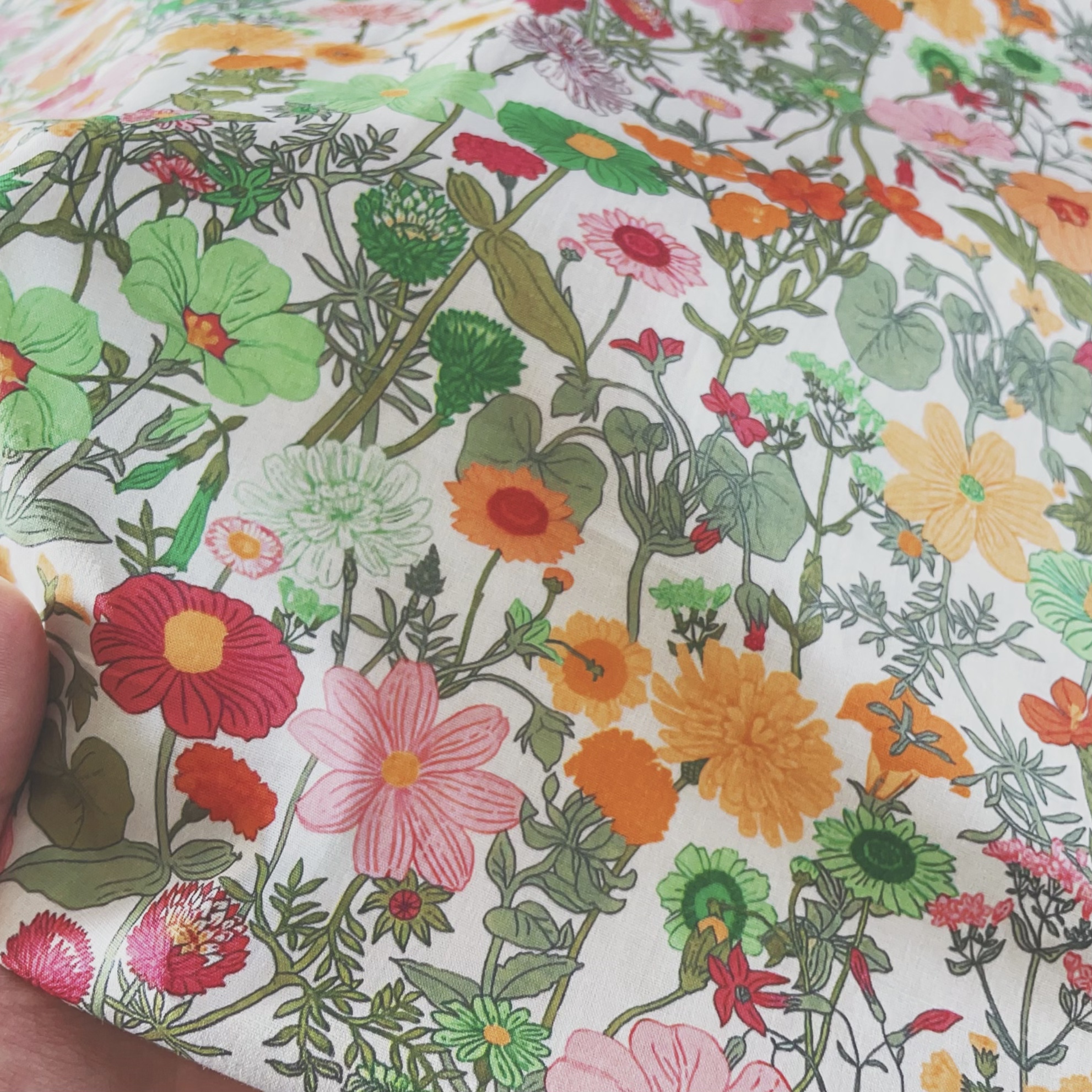 Vintage Floral Printed Cotton  - Vintage Sewing Textile review and price
